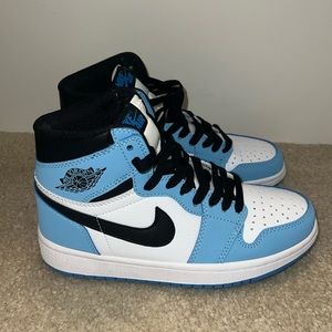 Air Jordan 1 Retro High OG Sneakers